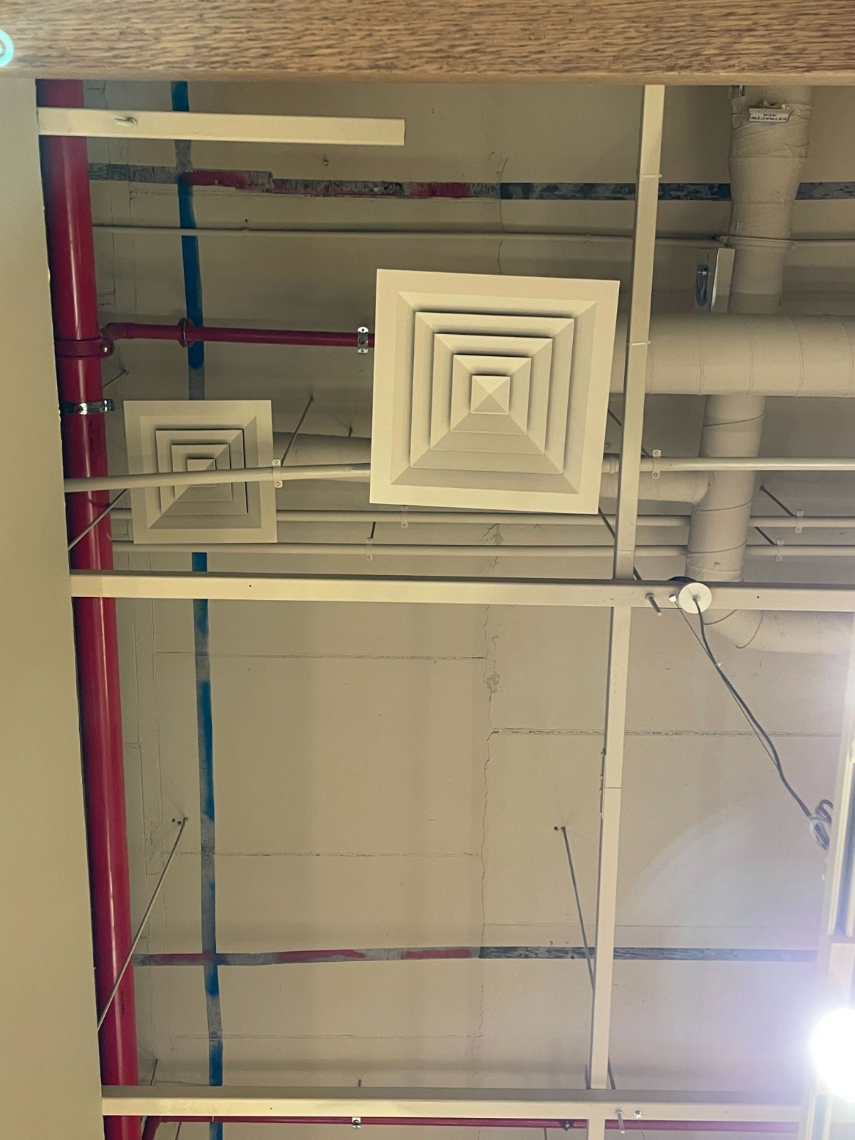 Anemostate și instalație de ventilație ProClimate